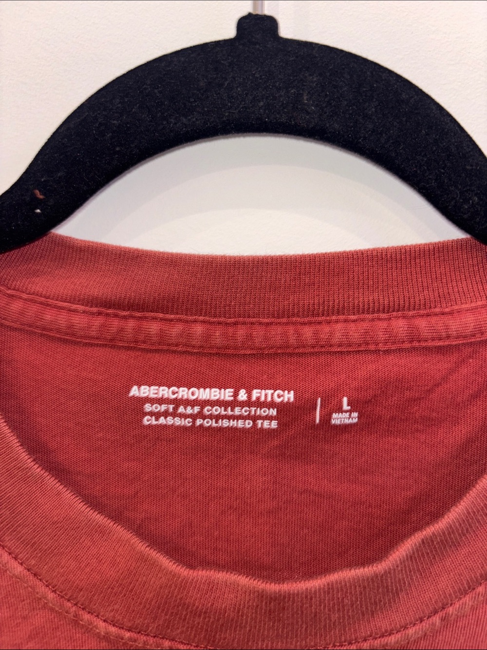 T-Shirt - Picture 6 of 7